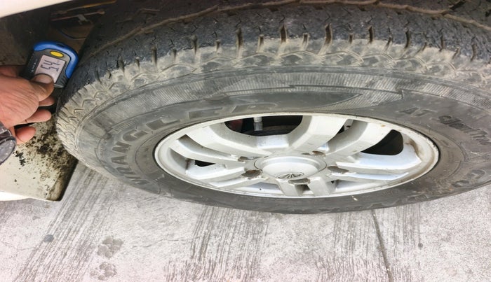 2012 Mahindra Scorpio VLX 2WD BS-III, Diesel, Manual, 74,526 km, tyre