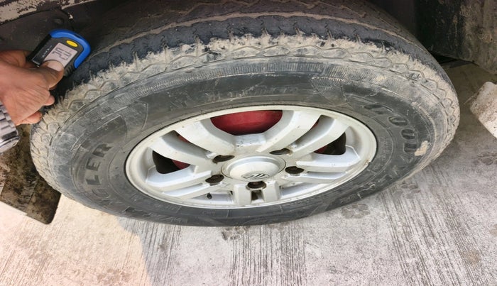 2012 Mahindra Scorpio VLX 2WD BS-III, Diesel, Manual, 74,526 km, tyre