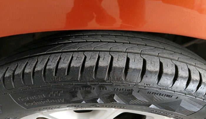 2015 Ford Ecosport TITANIUM 1.0L ECOBOOST (OPT), Petrol, Manual, 1,16,125 km, tyre