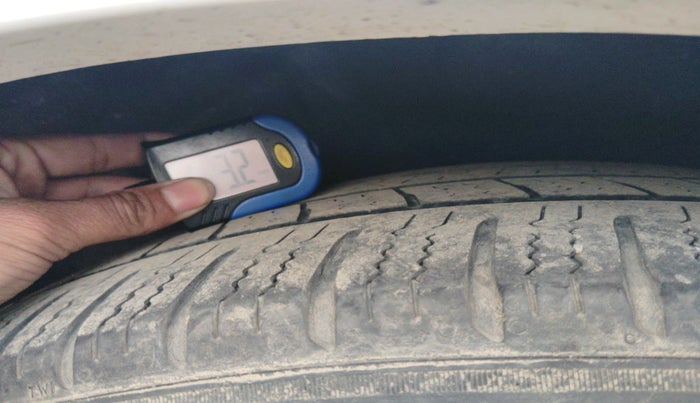 2017 Volvo XC 90 D5 Inscription, Diesel, Automatic, 1,18,067 km, tyre