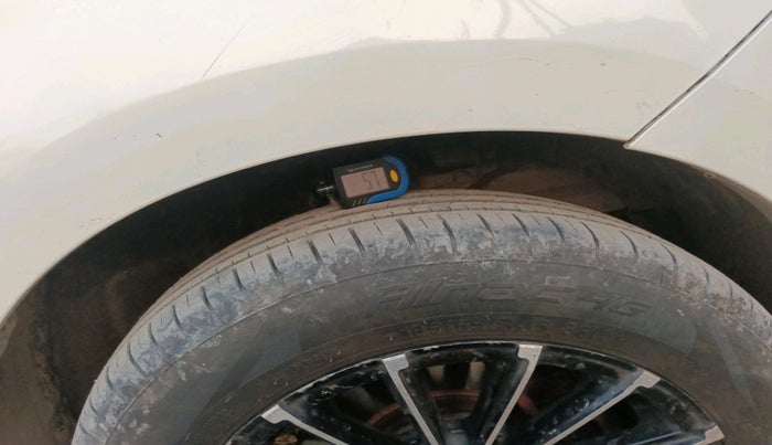 2020 Maruti Ertiga VXI SHVS, Petrol, Manual, 36,364 km, tyre