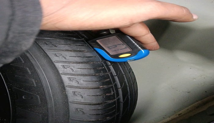 2019 Maruti Vitara Brezza ZDI AMT, Diesel, Automatic, 49,184 km, tyre