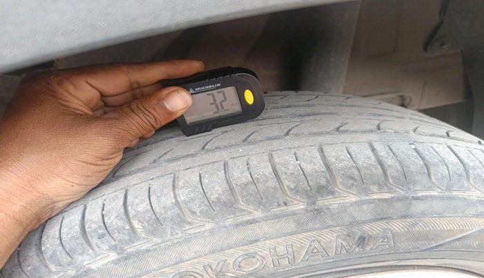 2020 Hyundai VENUE S 1.0 TURBO DCT, Petrol, Automatic, 1,19,442 km, tyre