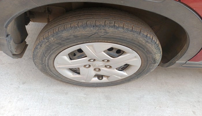 2020 Hyundai VENUE S 1.0 TURBO DCT, Petrol, Automatic, 1,19,442 km, tyre