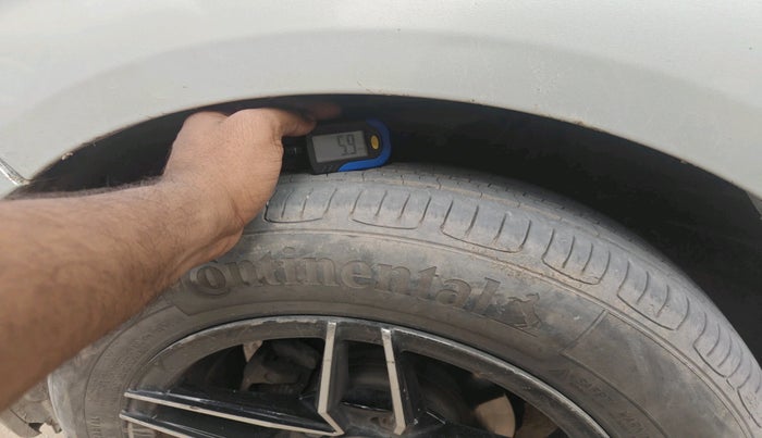 2019 Maruti New Wagon-R ZXI 1.2, Petrol, Manual, 1,32,221 km, tyre