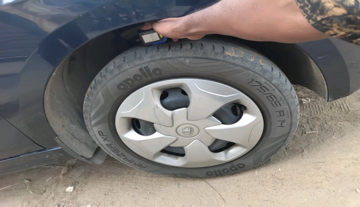 2021 Tata Tiago XT (O) PETROL, Petrol, Manual, 36,925 km, tyre