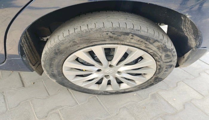 2021 Maruti Baleno DELTA PETROL 1.2, Petrol, Manual, 1,20,592 km, tyre