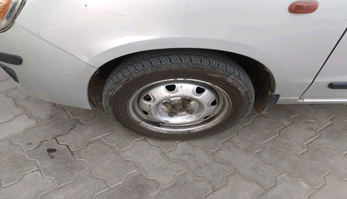 2011 Maruti Alto LXI, Petrol, Manual, 1,31,489 km, tyre
