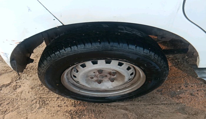 2012 Mahindra Quanto C4, Diesel, Manual, 1,21,768 km, tyre