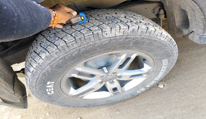 2022 Mahindra Thar LX D AT 4WD HT, Diesel, Automatic, 71,117 km, tyre