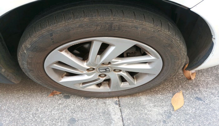 2016 Honda Jazz 1.2L I-VTEC V AT, Petrol, Automatic, 57,727 km, tyre