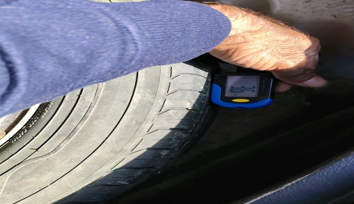 2016 Maruti S Cross ALPHA 1.3, Diesel, Manual, 1,45,013 km, tyre