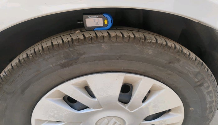 2014 Maruti Swift VXI, Petrol, Manual, 65,724 km, tyre