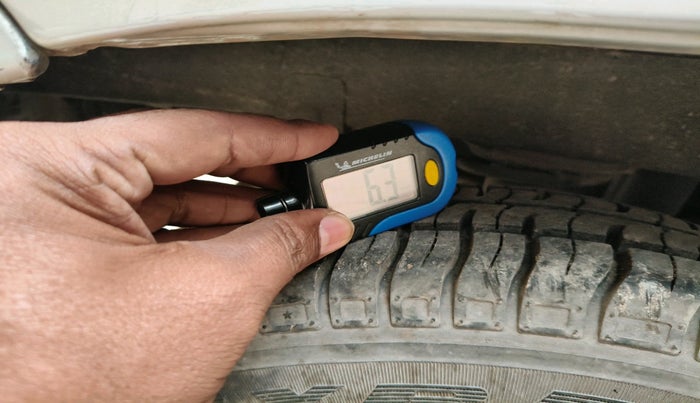 2011 Maruti Alto LXI, Petrol, Manual, 55,806 km, tyre