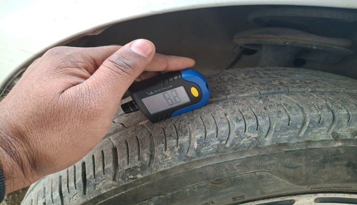 2011 Maruti Swift Dzire VXI, Petrol, Manual, 89,385 km, tyre