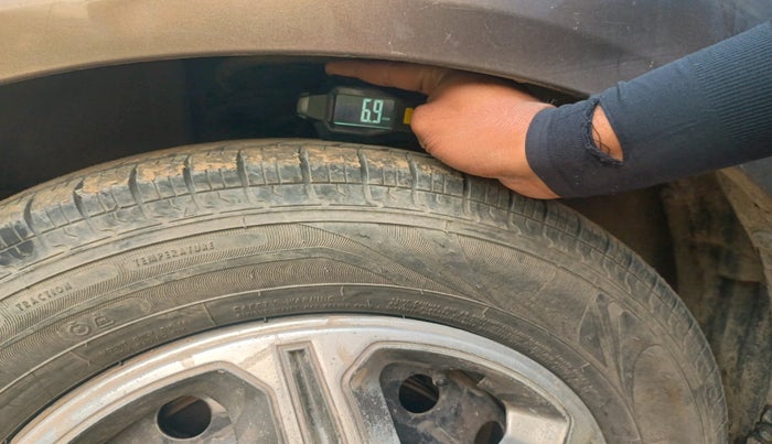 2012 Maruti Ritz VDI, Diesel, Manual, 99,459 km, tyre