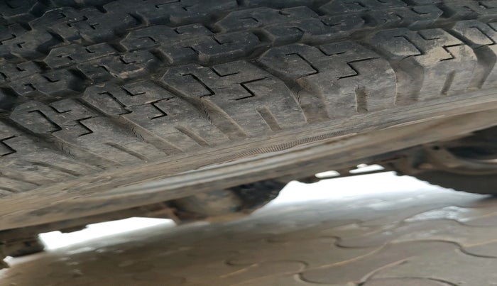 2011 Mahindra Scorpio LX, Diesel, Manual, 1,15,802 km, tyre