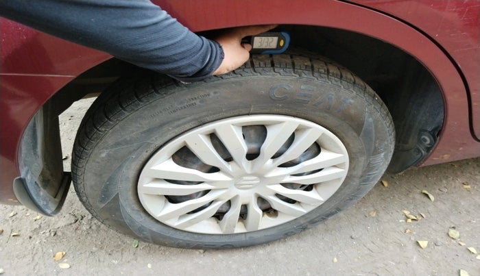 2018 Maruti Dzire VXI AMT, Petrol, Automatic, 70,967 km, tyre