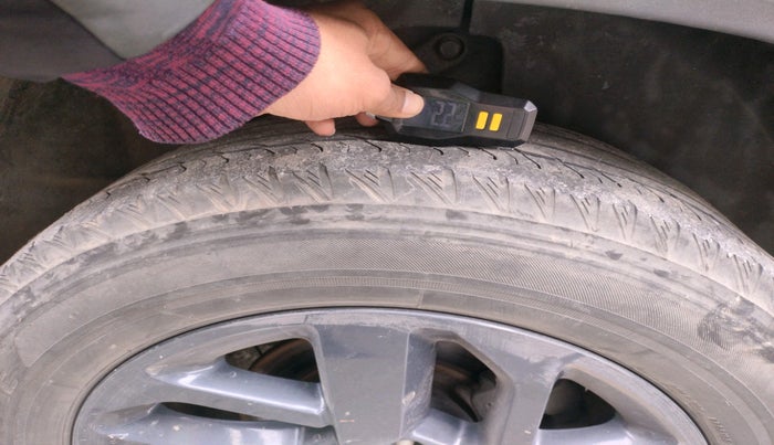 2022 Tata Safari XT PLUS DARK EDITION, Diesel, Manual, 96,760 km, tyre