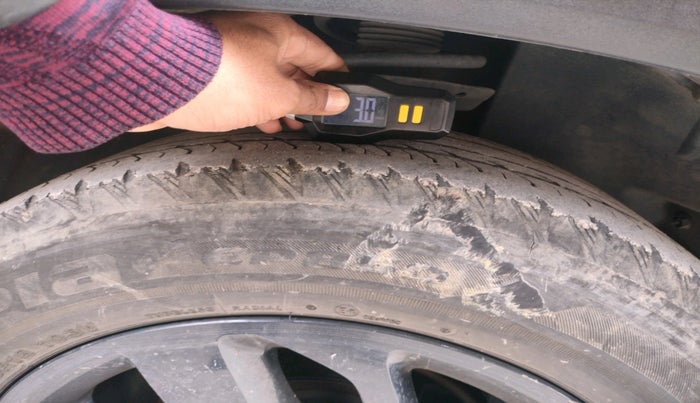 2022 Tata Safari XT PLUS DARK EDITION, Diesel, Manual, 96,760 km, tyre