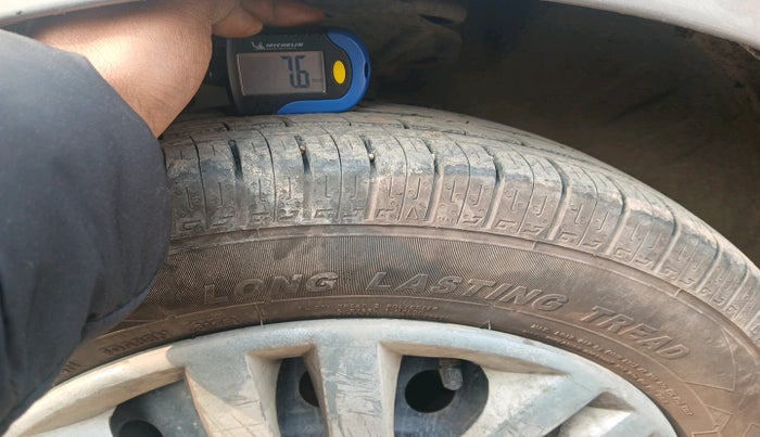 2016 Maruti Celerio VXI AMT, Petrol, Automatic, 60,214 km, tyre