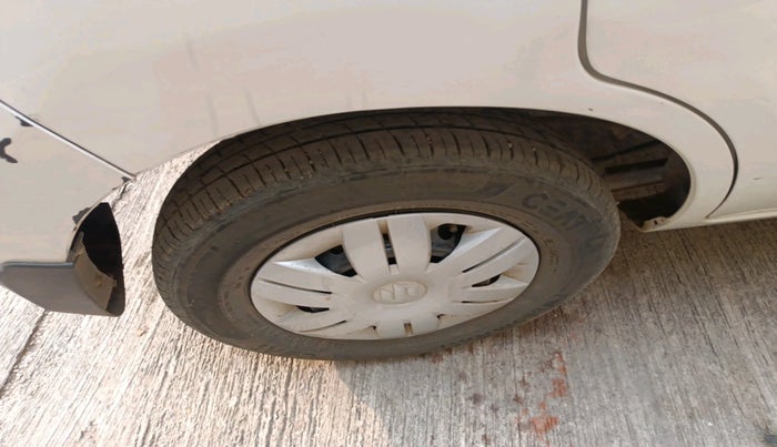 2022 Maruti Alto VXI, Petrol, Manual, 9,844 km, tyre