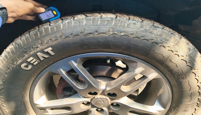 2022 Mahindra Thar LX HARD TOP 4WD MT, Diesel, Manual, 35,402 km, tyre