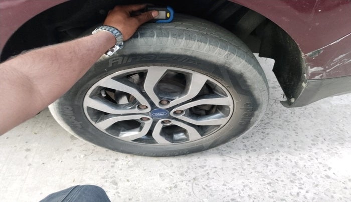 2019 Mahindra MARAZZO M2 8 STR, Diesel, Manual, 1,45,606 km, tyre