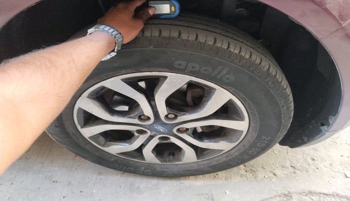 2019 Mahindra MARAZZO M2 8 STR, Diesel, Manual, 1,45,606 km, tyre