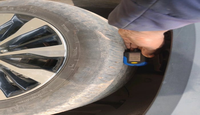 2024 Honda ELEVATE ZX CVT Dual Tone, Petrol, Automatic, 20,786 km, tyre