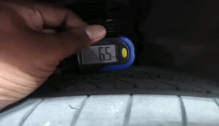 2018 Skoda Octavia 2.0 TDI L&K AT, Diesel, Automatic, 2,10,044 km, tyre