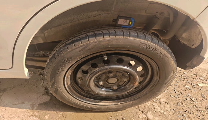 2011 Maruti Wagon R 1.0 VXI, Petrol, Manual, 58,869 km, tyre