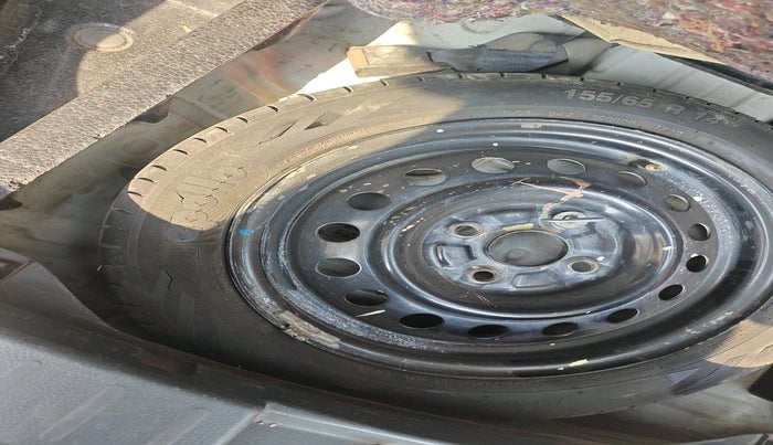 2011 Maruti Wagon R 1.0 VXI, Petrol, Manual, 58,869 km, tyre