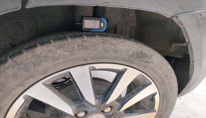 2014 Toyota Etios CROSS 1.5 V, Petrol, Manual, 66,337 km, tyre