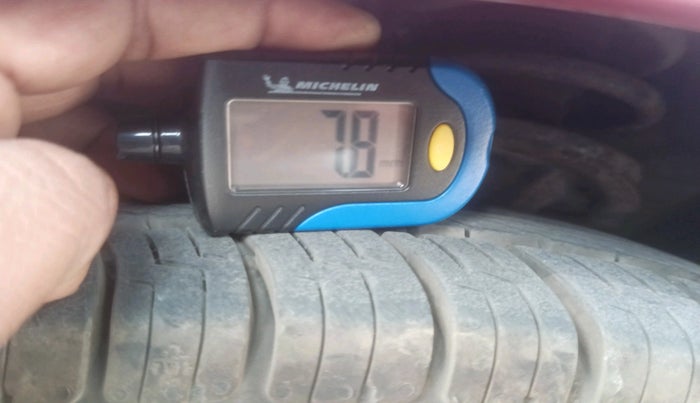 2013 Hyundai i10 SPORTZ 1.2 AT, Petrol, Automatic, 56,773 km, tyre