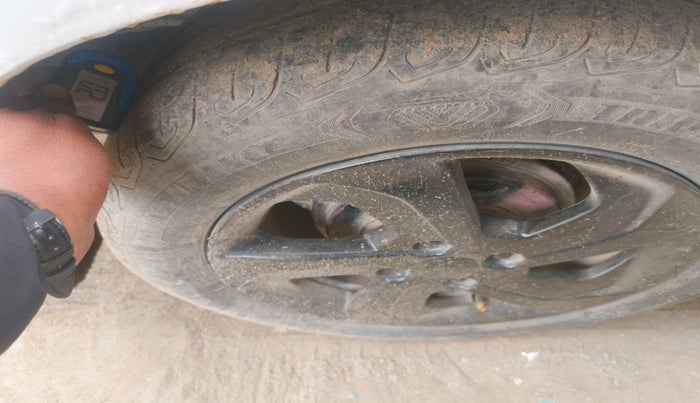 2015 Honda City 1.5L I-VTEC VX CVT, Petrol, Automatic, 99,148 km, tyre