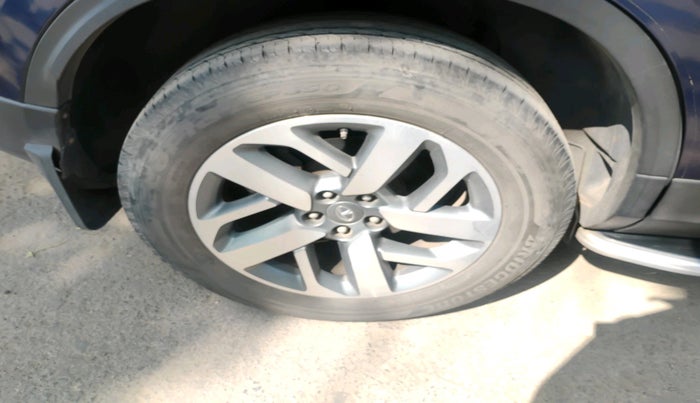 2022 Tata Safari XZA PLUS, Diesel, Automatic, 48,829 km, tyre