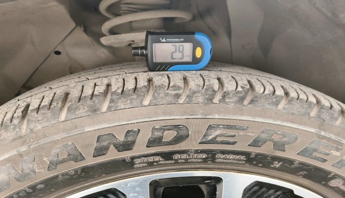 2020 Maruti Vitara Brezza ZXI PLUS AT DUAL TONE SHVS, Petrol, Automatic, 28,503 km, tyre