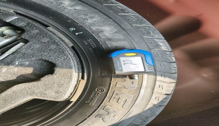 2020 Maruti Vitara Brezza ZXI PLUS AT DUAL TONE SHVS, Petrol, Automatic, 28,503 km, tyre