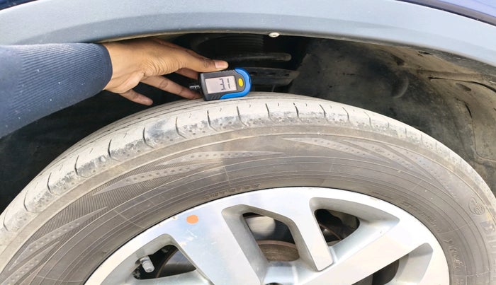 2021 Tata Safari XZ PLUS, Diesel, Manual, 75,839 km, tyre