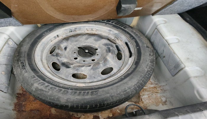 2017 Tata Zest XM PETROL, Petrol, Manual, 44,473 km, tyre