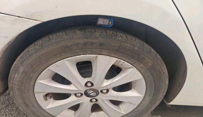 2015 Hyundai Verna FLUIDIC 1.6 CRDI S(O) 4S, Diesel, Manual, 1,20,122 km, tyre