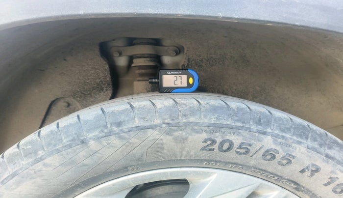 2021 Hyundai Creta E 1.5 PETROL, Petrol, Manual, 86,424 km, tyre