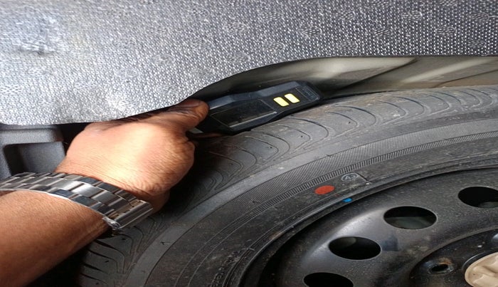 2018 Toyota YARIS G CVT, Petrol, Automatic, 48,838 km, tyre