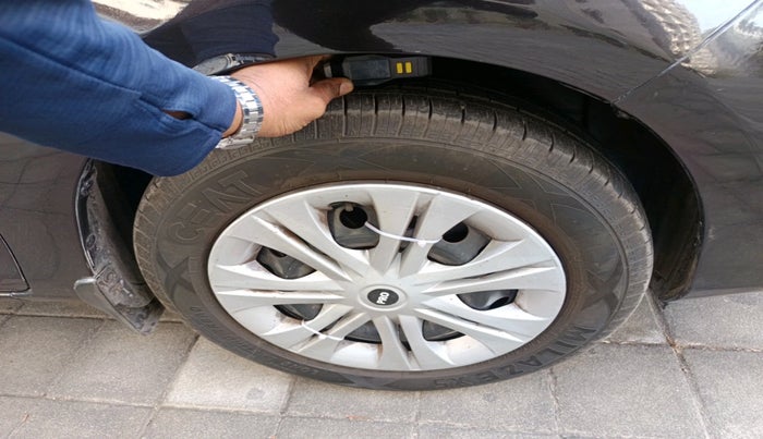 2018 Toyota YARIS G CVT, Petrol, Automatic, 48,838 km, tyre