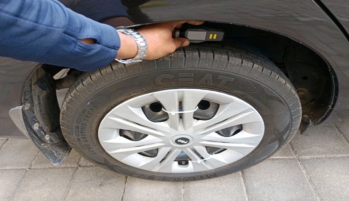 2018 Toyota YARIS G CVT, Petrol, Automatic, 48,838 km, tyre