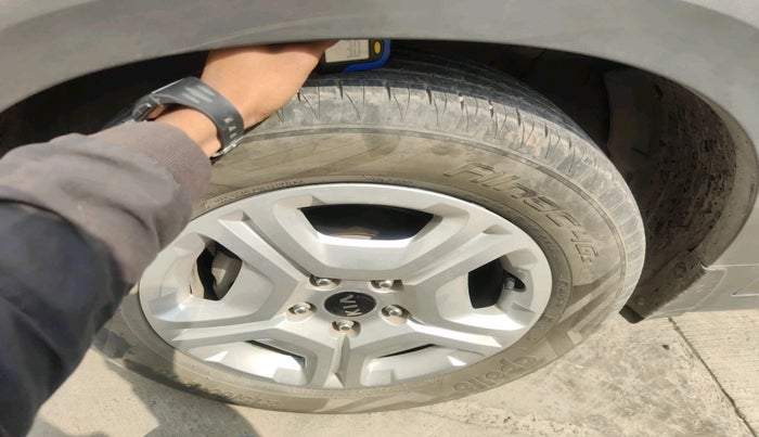 2020 KIA SONET HTK PLUS 1.2, Petrol, Manual, 37,071 km, tyre