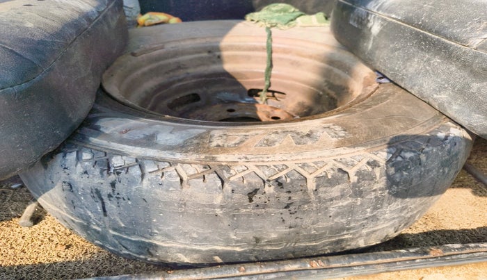 2012 Mahindra Bolero SLE BS-III, Diesel, Manual, 61,450 km, tyre