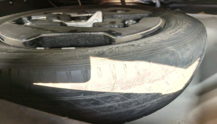 2015 Maruti S Cross DELTA 1.3, Diesel, Manual, 1,70,774 km, tyre