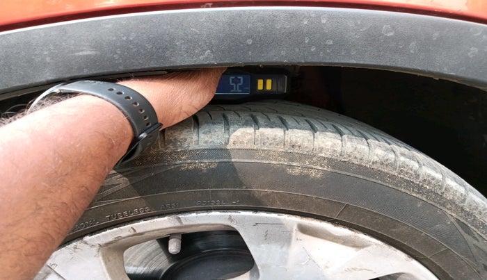 2013 BMW X1 SDRIVE 20D, Diesel, Automatic, 98,645 km, tyre